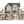 Maileg Puppenhaus aus Holz – großes Puppenhaus mit dekorierten Wänden, passend für Maileg Hasen, Kaninchen & Teddys in Miniaturgröße.