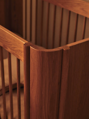 Ferm Living Babybett Tilu | Natural Oak