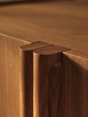Ferm Living Kommode Tilu | Natural Oak