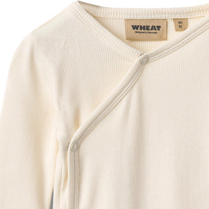 Wheat Wickelbody Langarm Pil in Ivory – Detailansicht 2