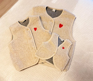 Alwero Baby Bio Wollweste "Lulu" | Sandy Brown mit Herz