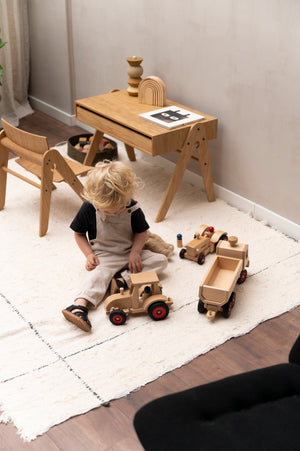 Fagus Traktor ohne Dach aus Holz – Detailansicht 2