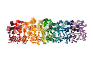 400 quadratische kleine Holzformen von Grapat in Regenbogenfarben