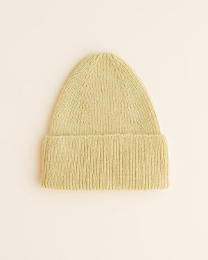 Hvid Adult Beanie Fonzie Light Yellow aus Merinowolle – Hergestellt aus feinster Merinowolle.