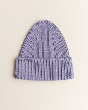 Hvid Adult Beanie Fonzie Lilac aus Merinowolle – weich, atmungsaktiv & mulesingfrei.