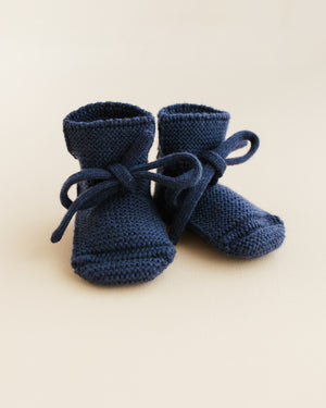 Hvid Babyschuhe Booties Merinowolle Blue – weiche Merinowoll-Booties für warme Babyfüsse.