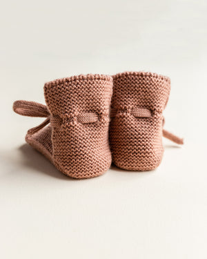 Hvid Babyschuhe Booties Merinowolle Terracotta – Detailansicht
