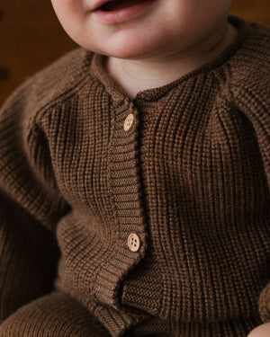 Hvid Cardigan Merinowolle Inga Mocha – Detailansicht