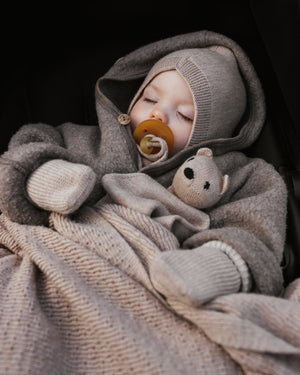 Hvid Babydecke Dora Sand – Detailansicht