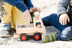 Fagus Lastwagen Unimog Basismodell aus Holz – Detailansicht 4