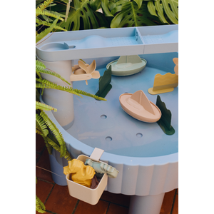 Liewood Activity Table Sepp Beach blue multi mix – Verschluss-Detail