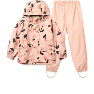 Liewood Pedia Regenanzug mega cherry heart/ Rosey mix – Der Liewood Pedia Regenanzug bietet zuverlässigen Schutz bei jedem Wetter und ist ideal für aktive Kinder.