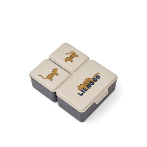 Liewood Lunchbox Driss Tiger / Sandy – Praktische Lunchbox für Kinder mit cleveren Fächern im Deckel und Boden.