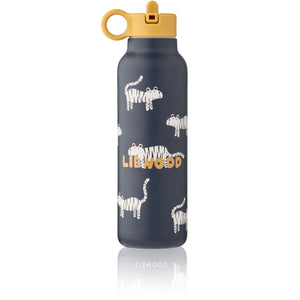 Liewood Falk Trinkflasche 500 ml Tiger / Classic navy – Die Liewood Falk Trinkflasche aus recyceltem Edelstahl hält Getränke bis zu 12 Stunden kalt oder bis zu 6 Stunden warm.