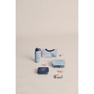 Liewood Snackbox Ako Race car / Classic navy – Rückansicht