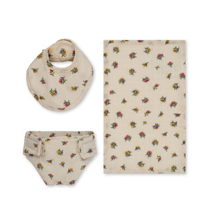 Coffret de soins pour poupée Konges Sløjd "Doll Nursery Set Peonia"