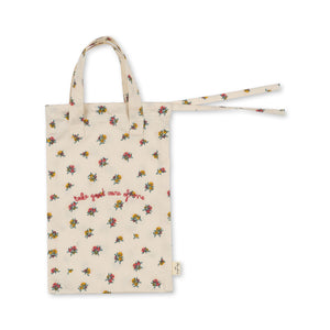 Coffret de soins pour poupée Konges Sløjd "Doll Nursery Set Peonia"