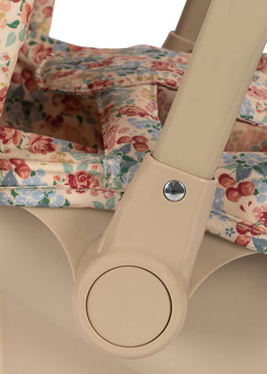 Konges Sløjd "Doll Car Seat" | Vienna